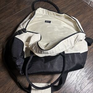 MSC Mainstreet Collection Travel Duffel Bag Shoulder Strap Weekender Tote